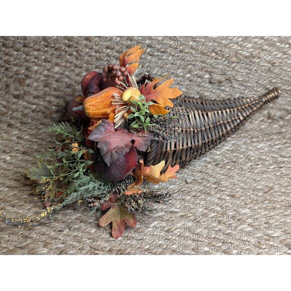 Large Wicker Basket Cornucopia Horn THANKSGIVING Harvest Fall Centerpiece Vtg. - Picture 8 of 16